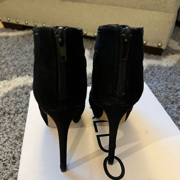 Black sparkly Aldo bootie heel - Picture 4 of 5